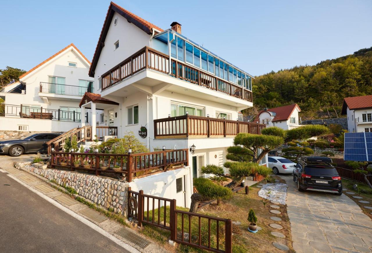Herkules Namhae German Village Εξωτερικό φωτογραφία